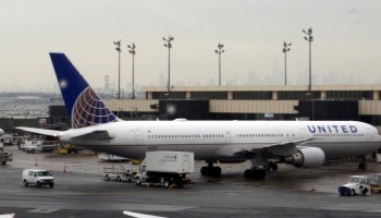 United Airways Plane