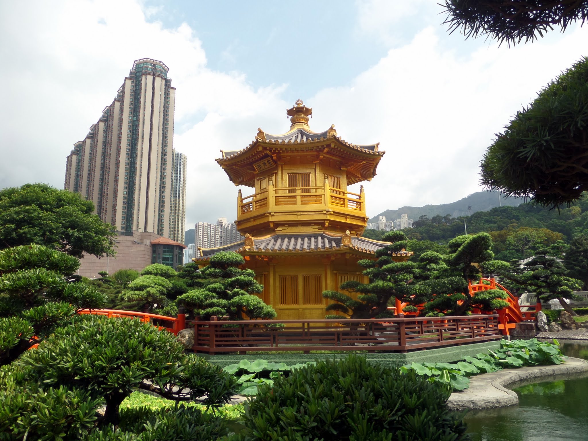 Golden Pavilion, Nan Lian Gardens, Hong Kong 