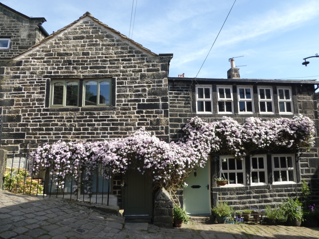 Cottages in Heptonstall