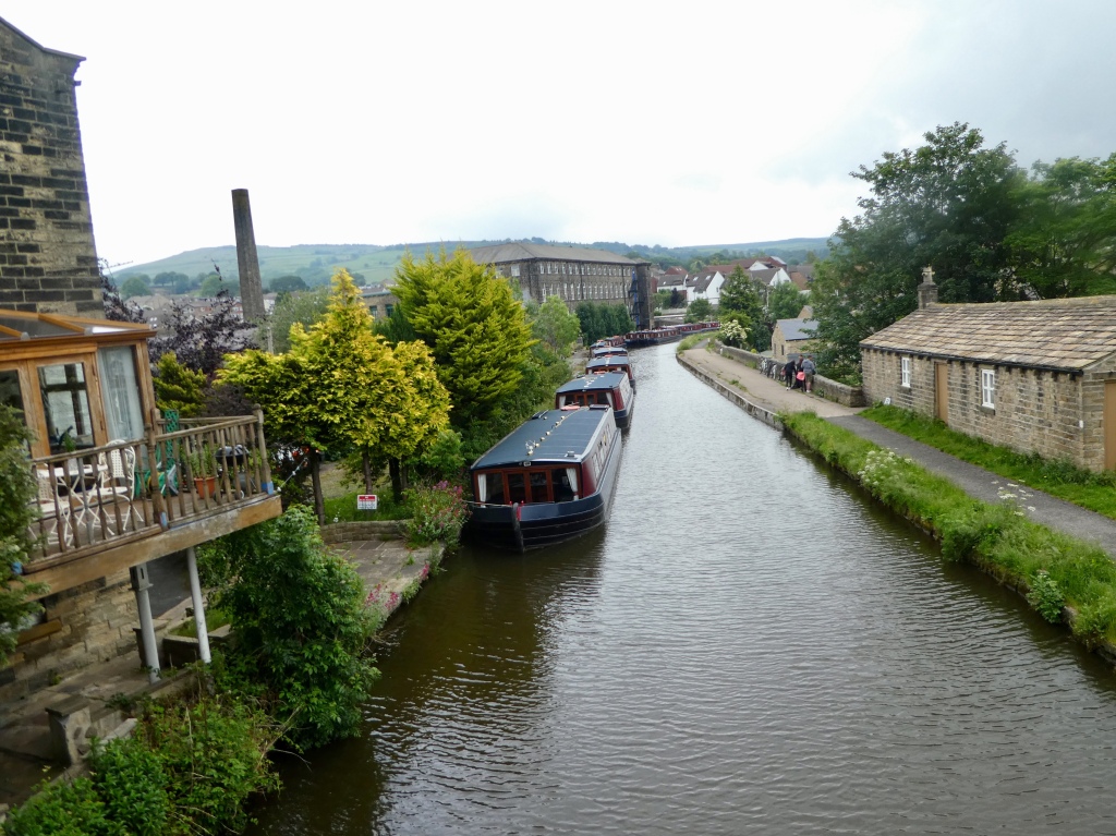 Leeds and Liverpool Canal, Silsden