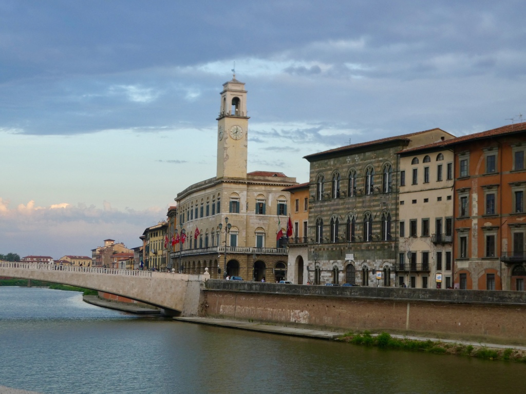 Pisa riverside