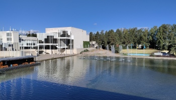 Tapiola Central Pool, Espoo